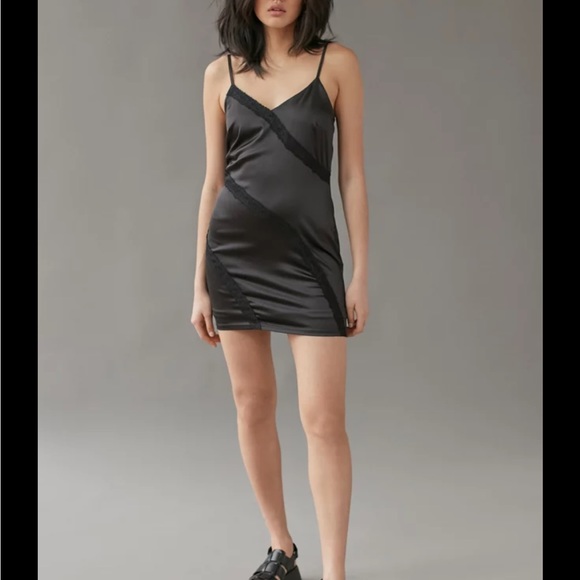 Satin Little Black Dress Mini LBD Lace Detail Spaghetti Strap V-Neck Medium M - Picture 1 of 8